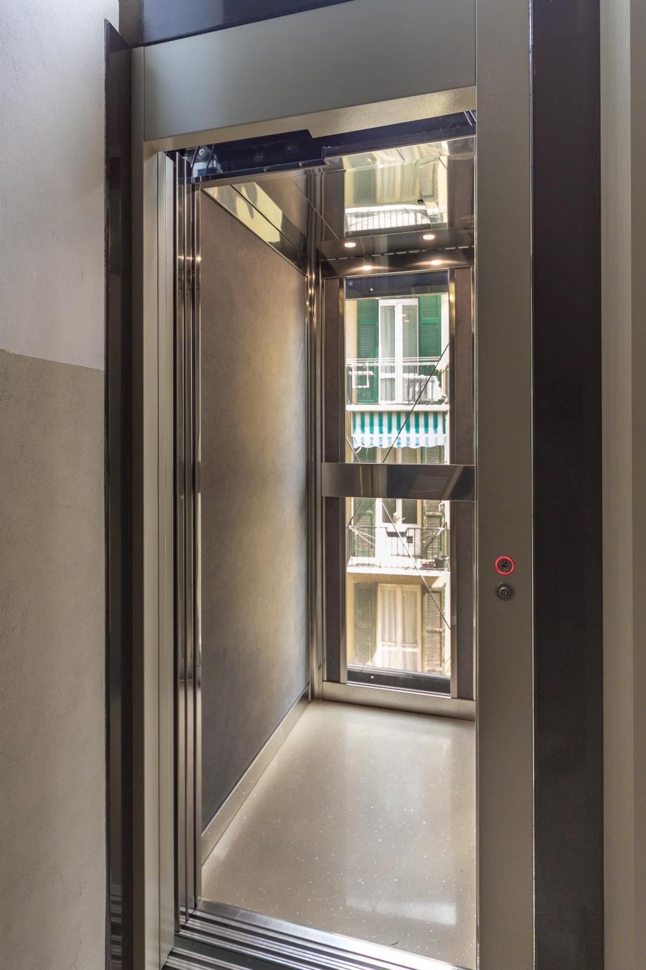 Studio Suite Navigli Bocconi In The Heart Of Milaan Buitenkant foto